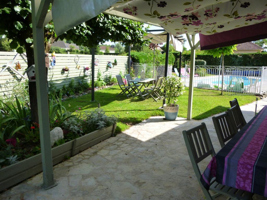 Chambres D'Hotes Le Clos Des Senteurs Malemort Exteriör bild