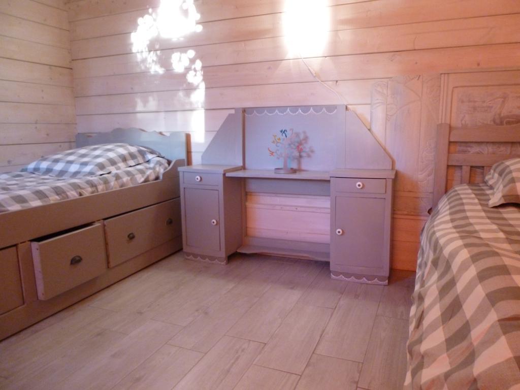 Chambres D'Hotes Le Clos Des Senteurs Malemort Exteriör bild