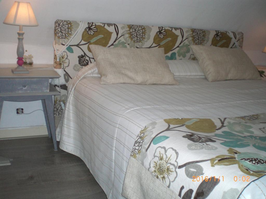 Chambres D'Hotes Le Clos Des Senteurs Malemort Exteriör bild